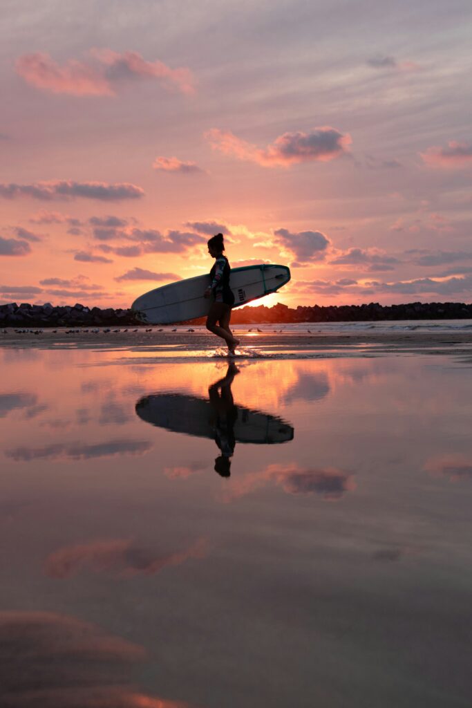 Femme Surf Callum Shaw