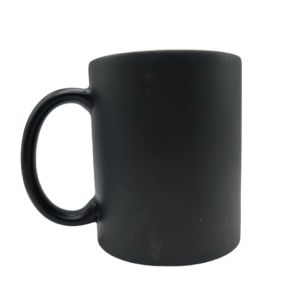 Mug noir personnalisable - Atelier Aby - Plérin - Made in breizh