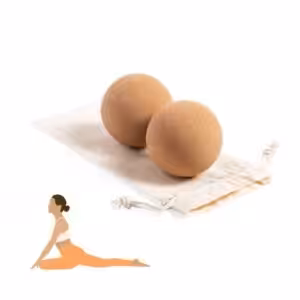 Boules Lièges - position Yoga Pigeon Savasana - Atelier Aby - Bretagne