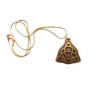 Pendentif Triquetra ~ Doré ~ Collection "Bijoux celtiques"